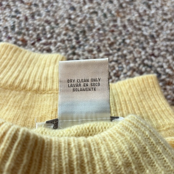 Andrea Lauren Yellow Vintage Lambswool & Angora Sweater Y2K - Picture 7 of 7